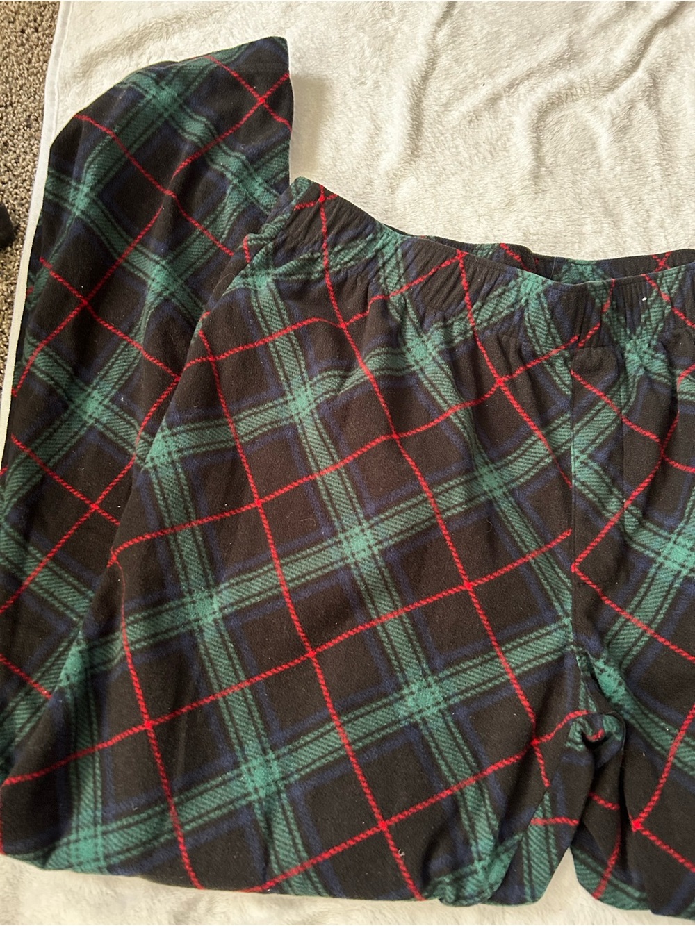 Wondershop Black Green Red Plaid Fleece Jogger Pants